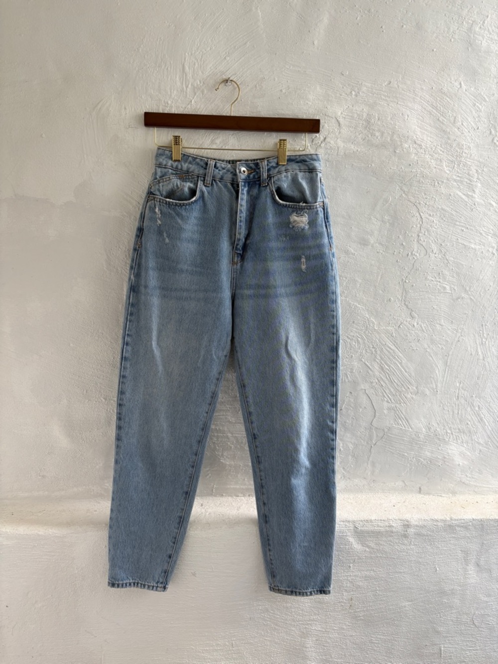 Zara size 4 100% cotton Mom jeans